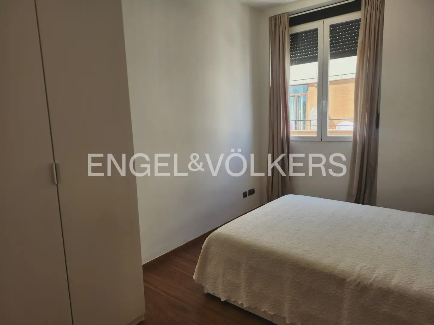 3 soverom Leilighet til leie i Valencia by - € 2 100 (Ref: 10012663)