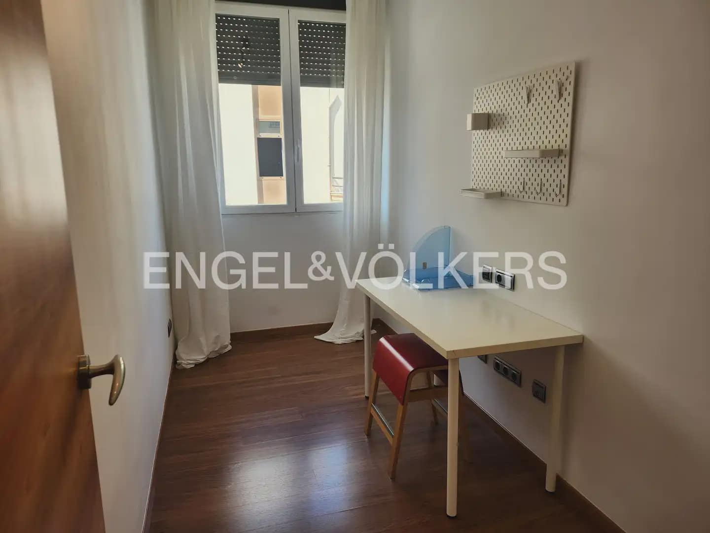 3 soverom Leilighet til leie i Valencia by - € 2 100 (Ref: 10012663)