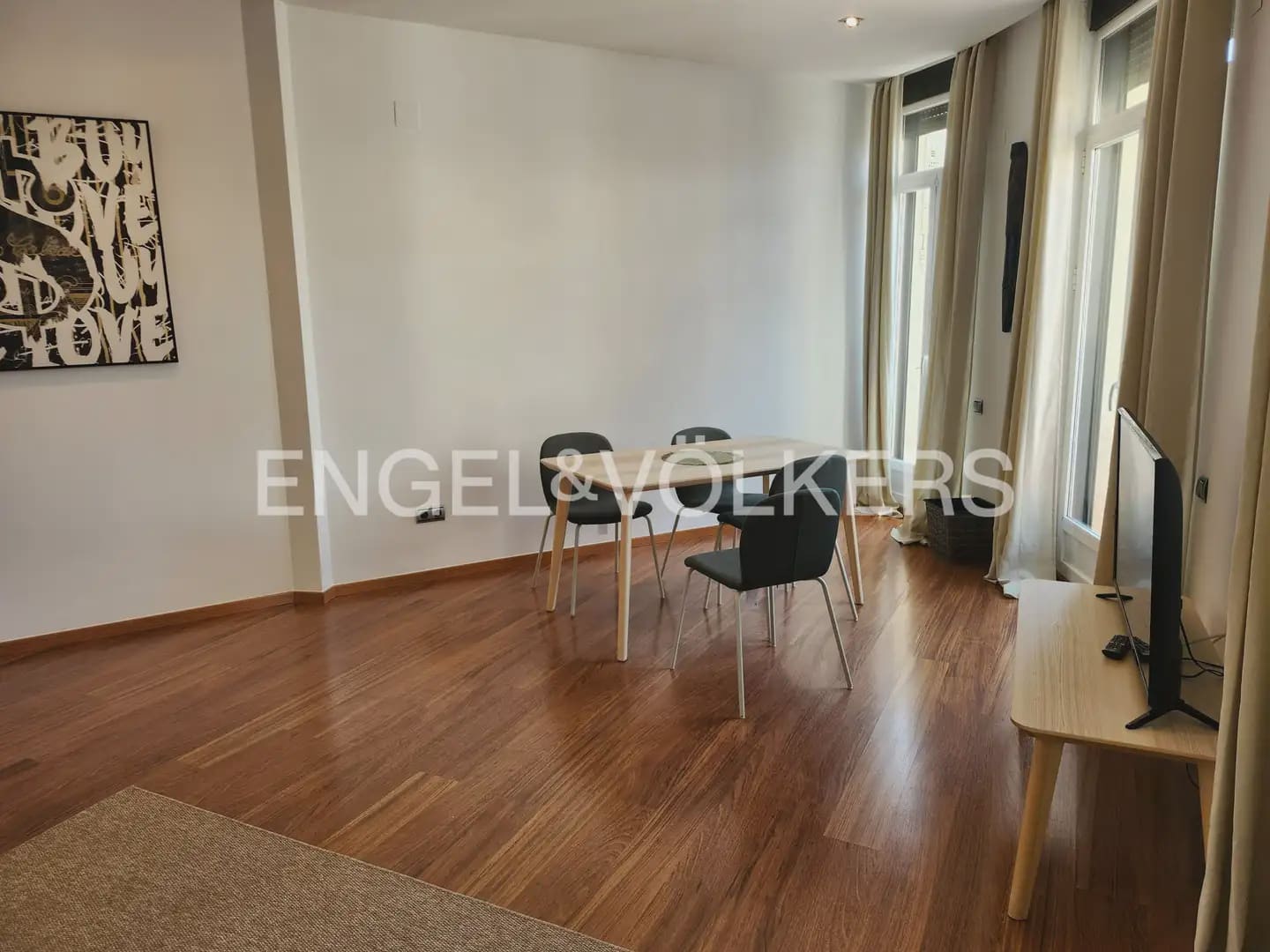 3 soverom Leilighet til leie i Valencia by - € 2 100 (Ref: 10012663)
