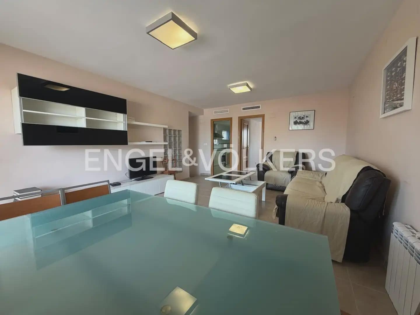 Casa de 3 habitaciones en Sagunto / Sagunt en alquiler - 1.700 € (Ref: 10012664)