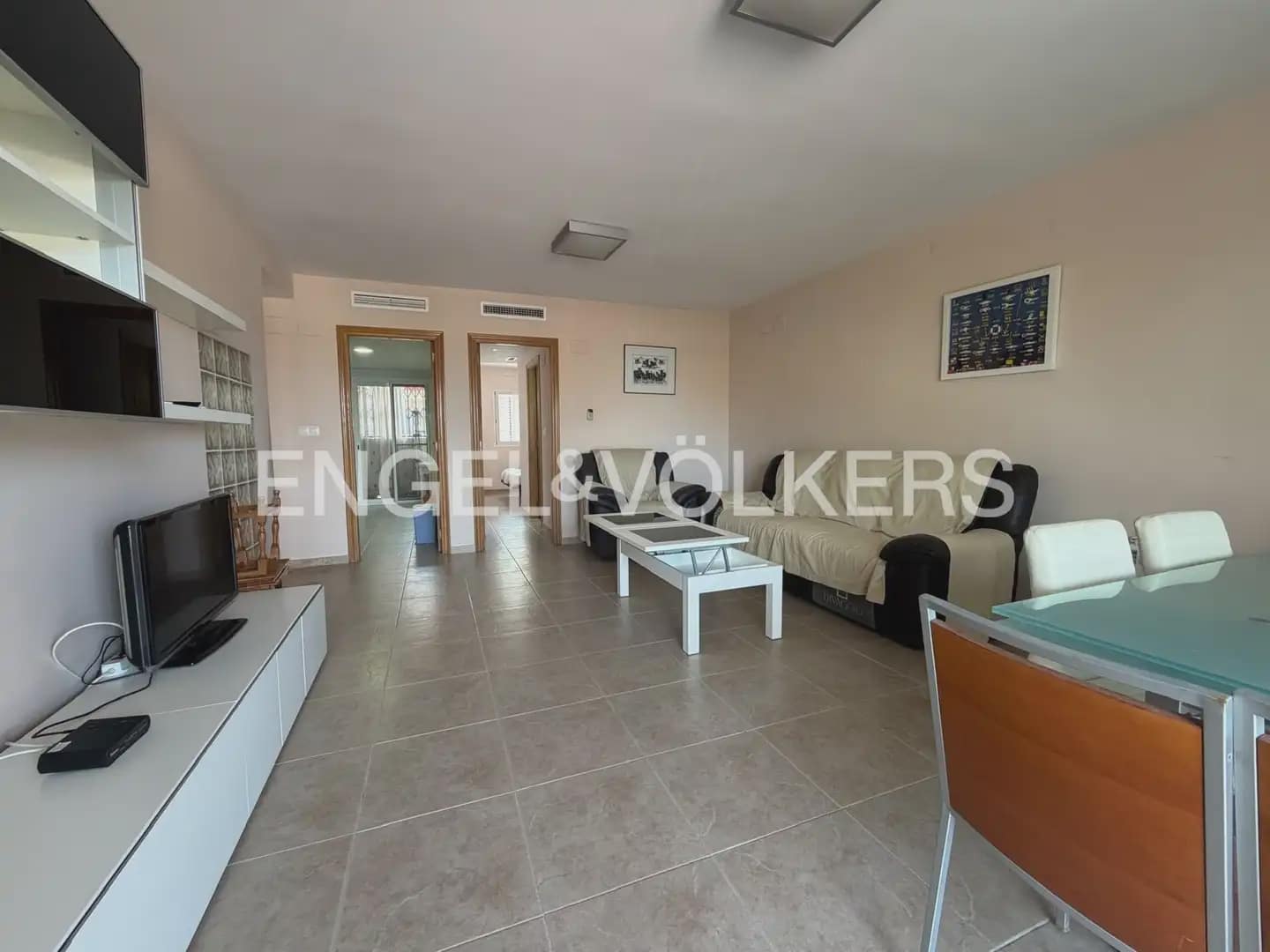 Casa de 3 habitaciones en Sagunto / Sagunt en alquiler - 1.700 € (Ref: 10012664)