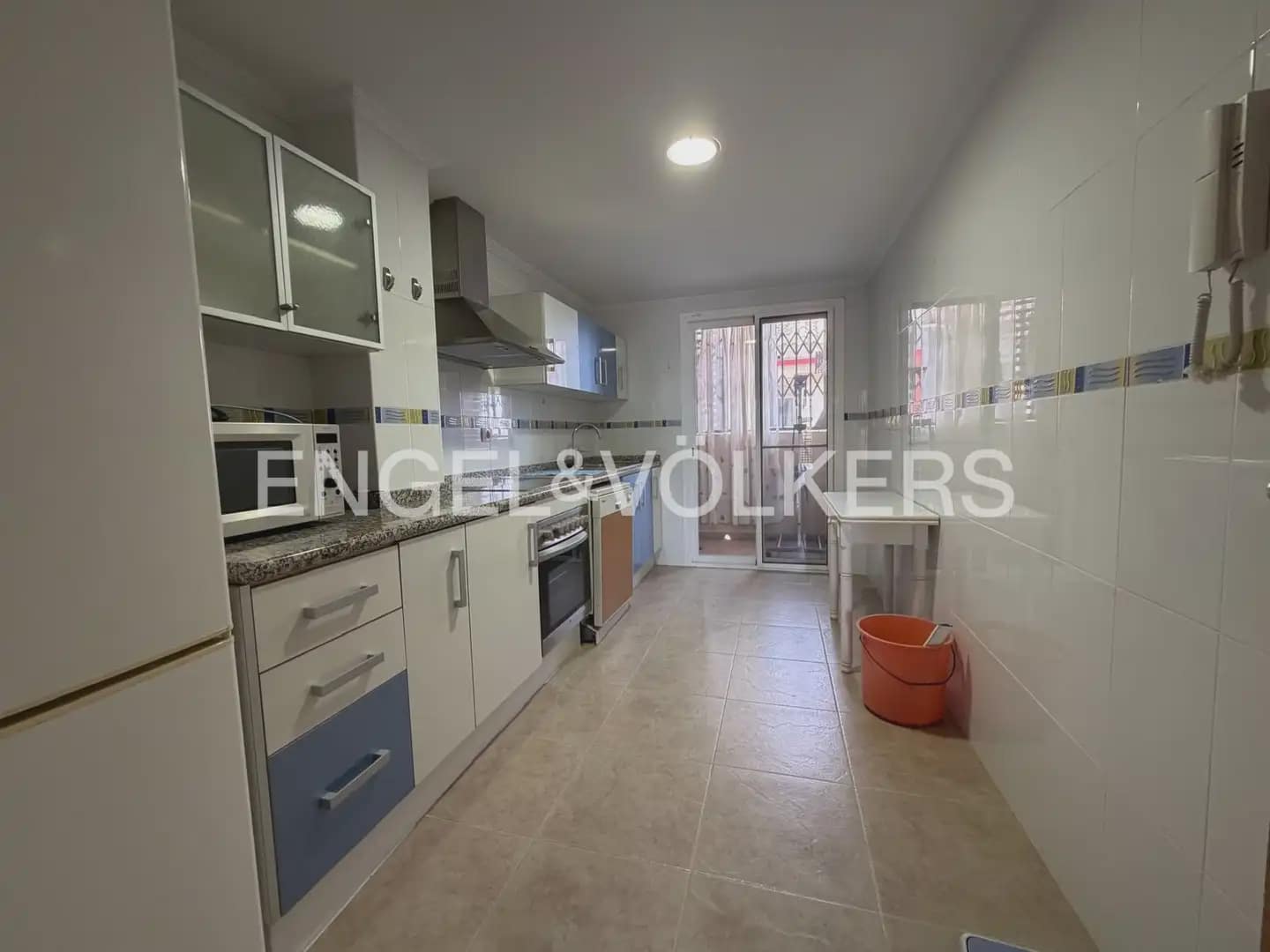 Casa de 3 habitaciones en Sagunto / Sagunt en alquiler - 1.700 € (Ref: 10012664)