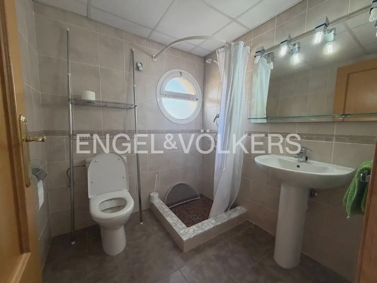 Casa de 3 habitaciones en Sagunto / Sagunt en alquiler - 1.700 € (Ref: 10012664)