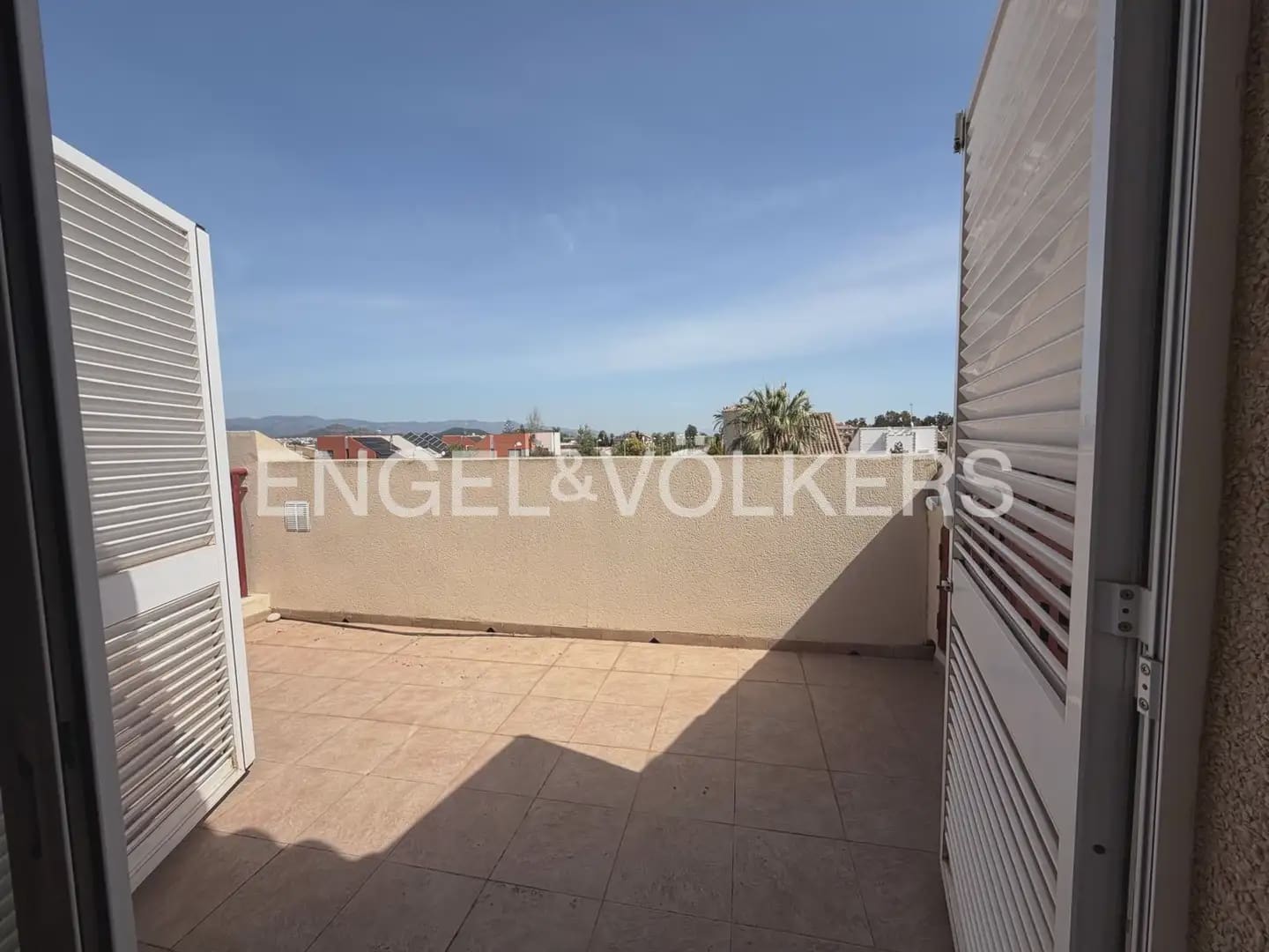 Casa de 3 habitaciones en Sagunto / Sagunt en alquiler - 1.700 € (Ref: 10012664)