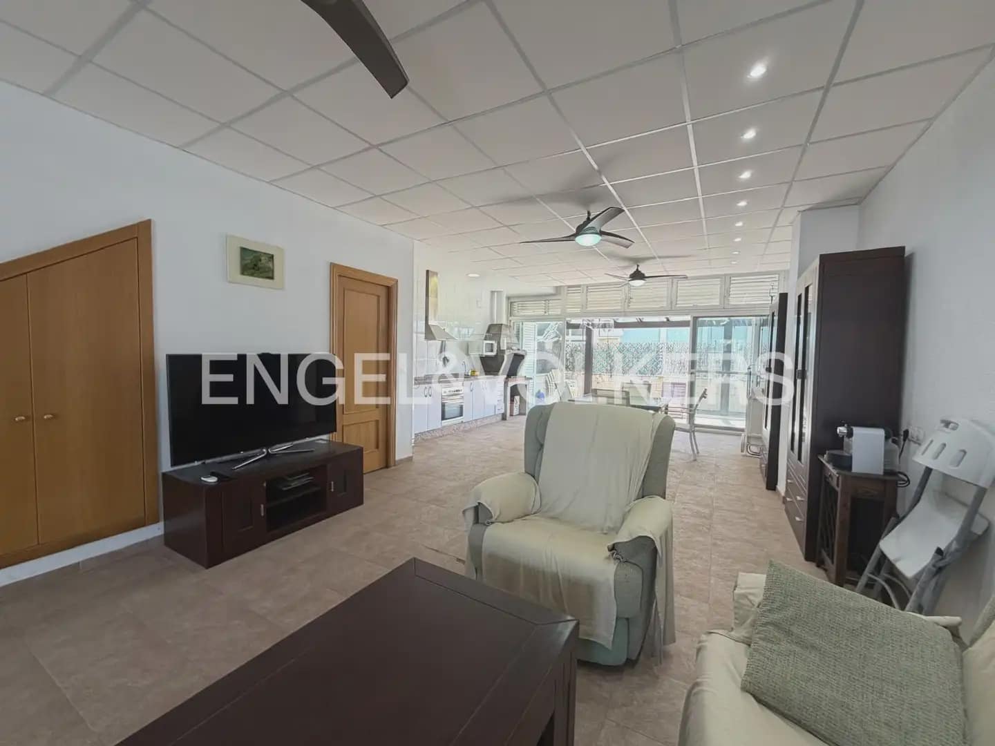 Casa de 3 habitaciones en Sagunto / Sagunt en alquiler - 1.700 € (Ref: 10012664)