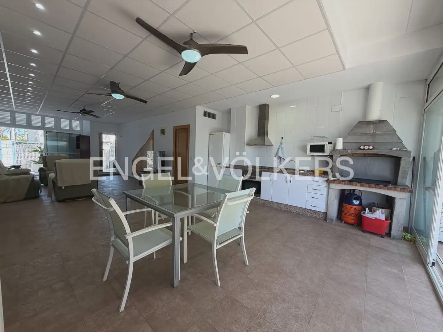Casa de 3 habitaciones en Sagunto / Sagunt en alquiler - 1.700 € (Ref: 10012664)