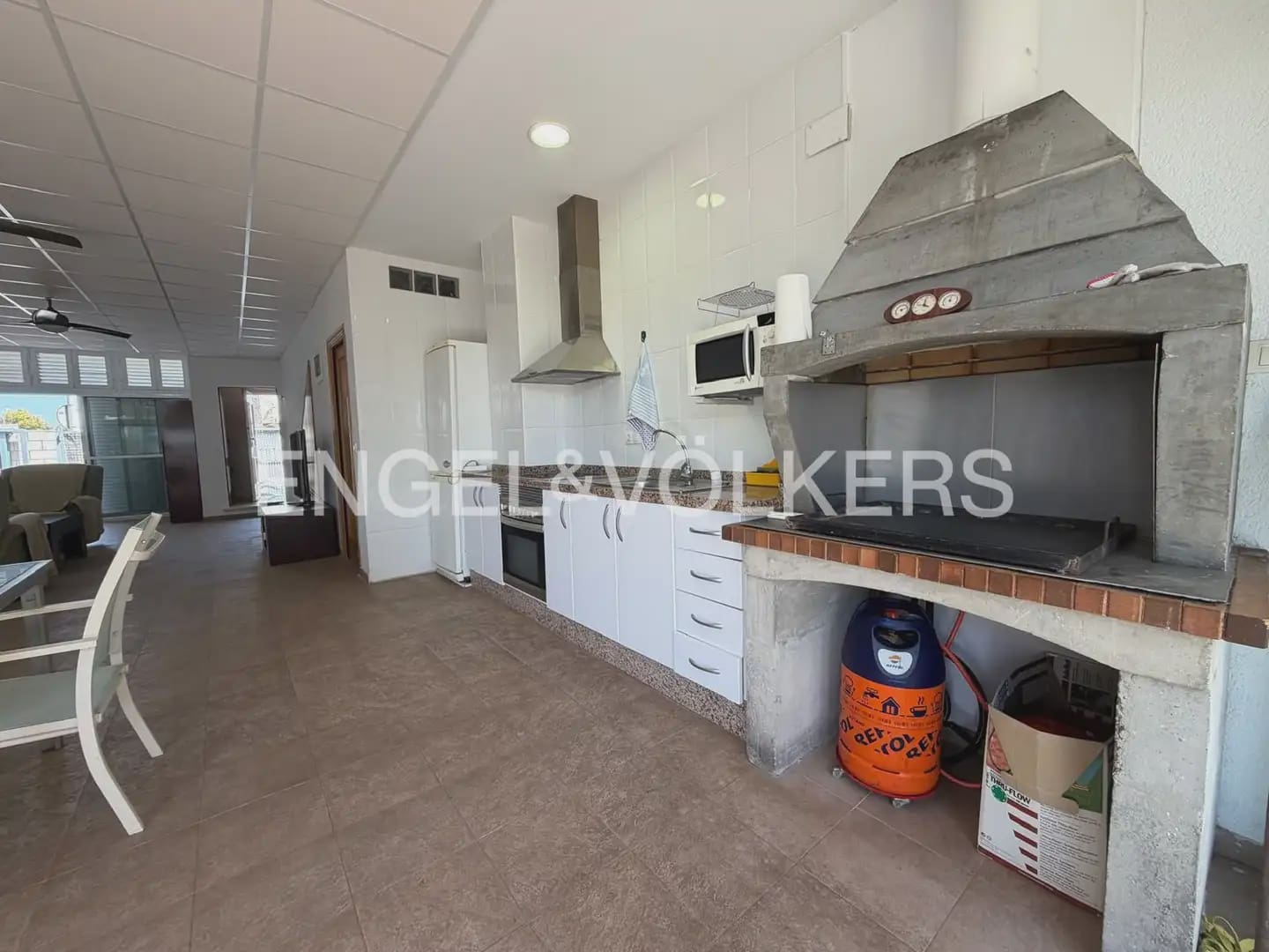 Casa de 3 habitaciones en Sagunto / Sagunt en alquiler - 1.700 € (Ref: 10012664)
