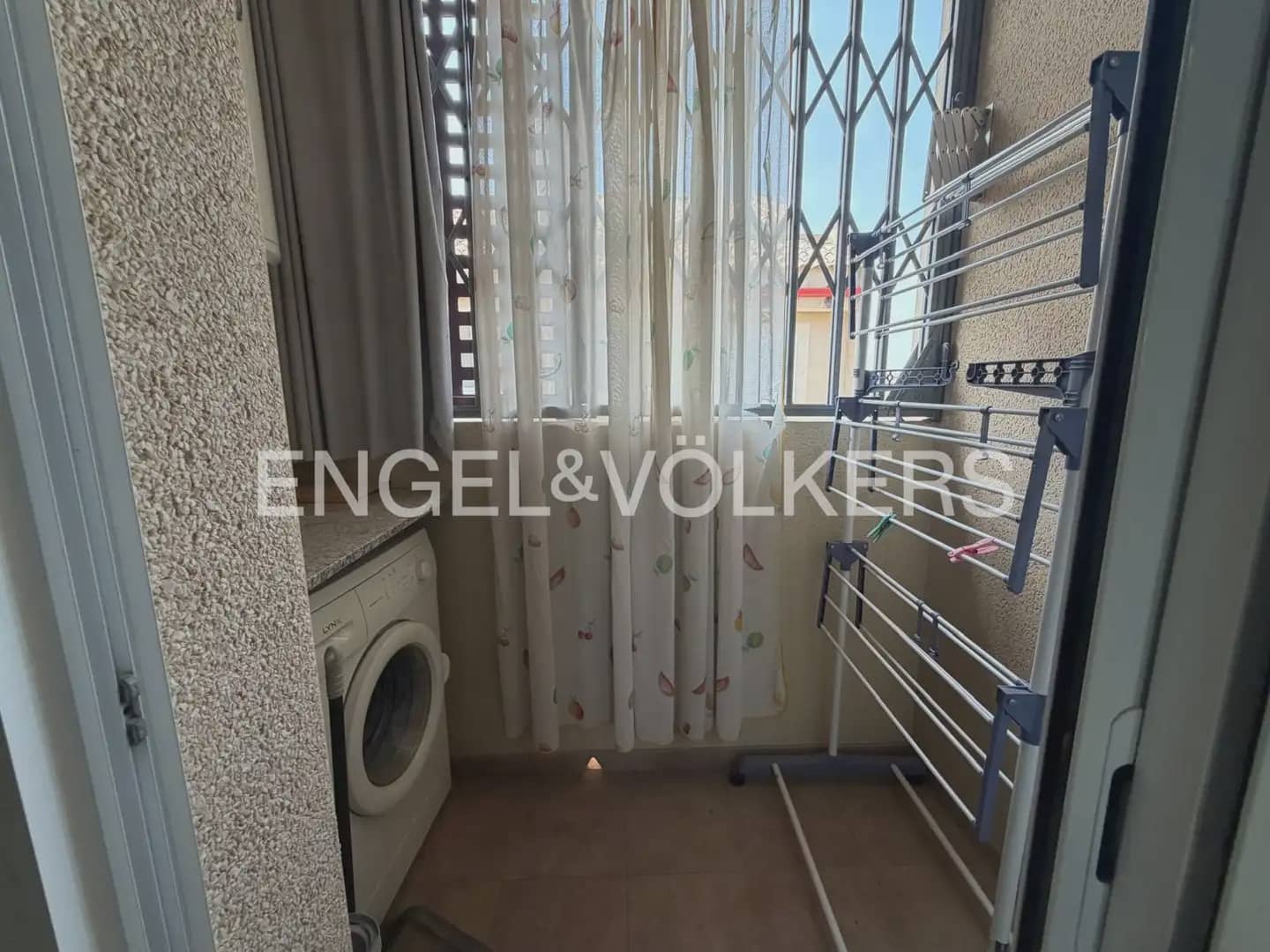 Casa de 3 habitaciones en Sagunto / Sagunt en alquiler - 1.700 € (Ref: 10012664)