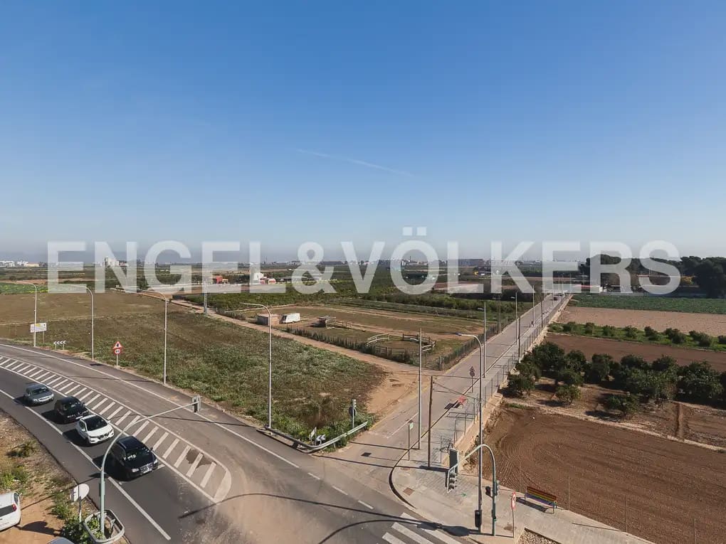 Penthouse de 2 chambres à louer à Valence ville avec garage - 1 250 € (Ref: 10012665)