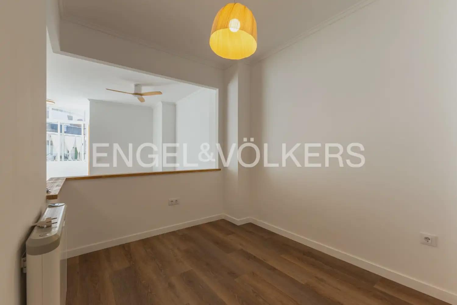 3 quarto Apartamento para arrendar em Valencia cidade - 2 000 € (Ref: 10014168)
