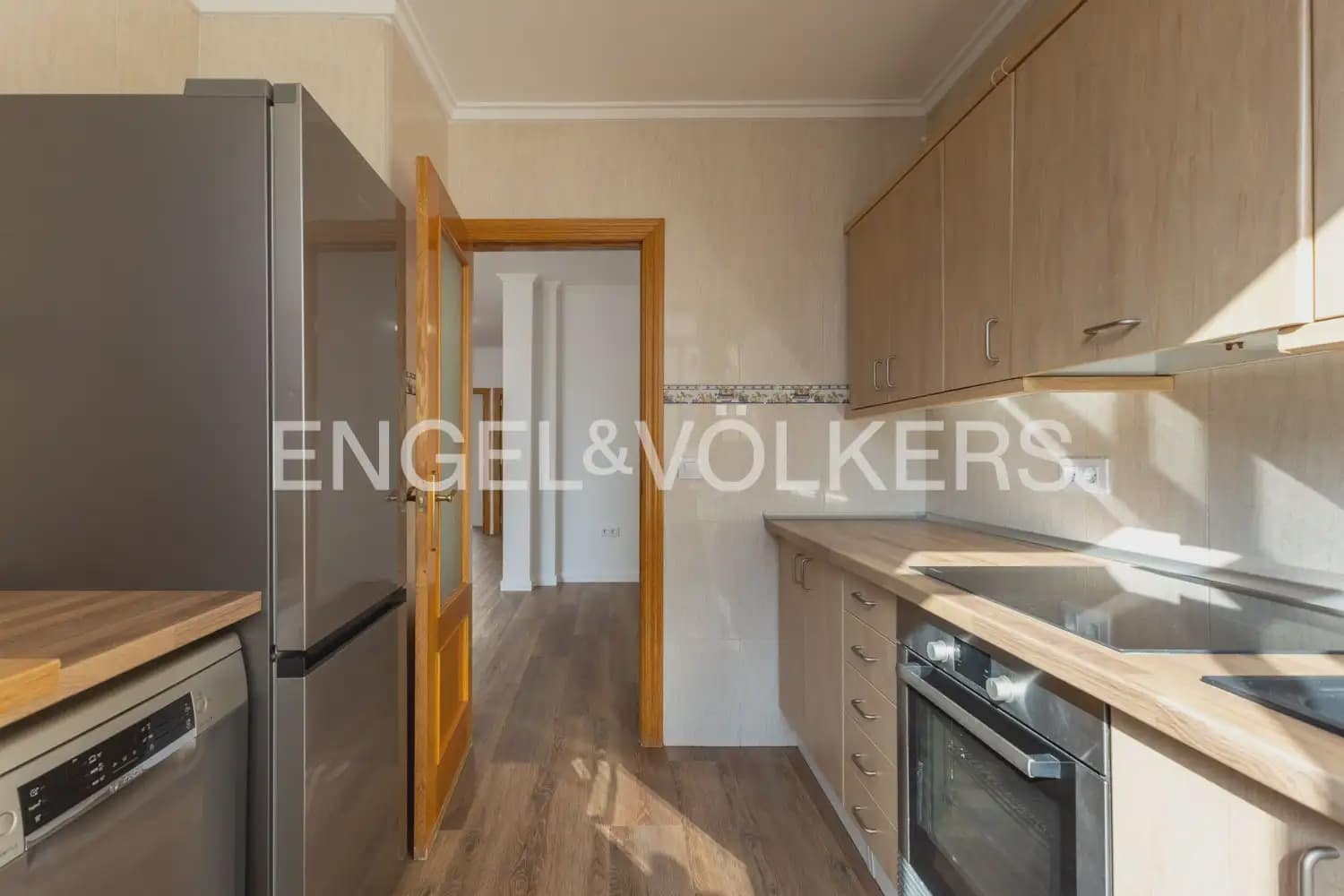 3 quarto Apartamento para arrendar em Valencia cidade - 2 000 € (Ref: 10014168)