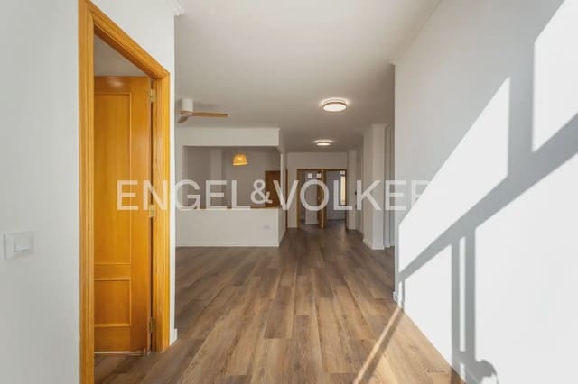3 makuuhuone Asunto vuokrattavana paikassa Russafa, Valencia kaupunki - 2 000 € (Ref: 10014168)