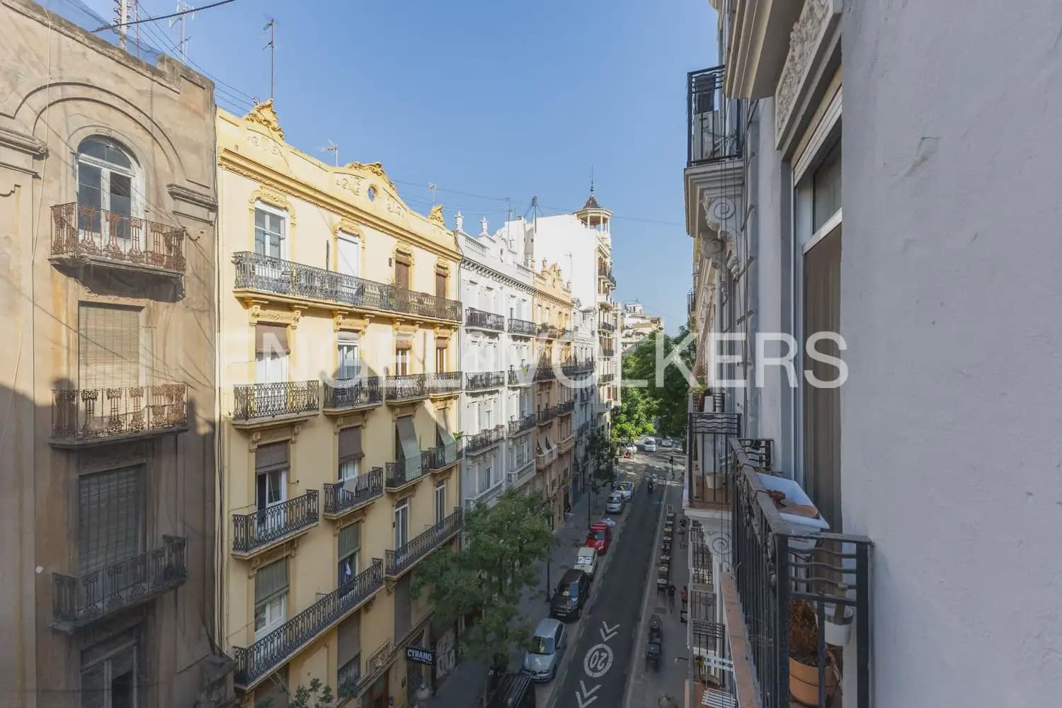 3 quarto Apartamento para arrendar em Valencia cidade - 2 000 € (Ref: 10014168)