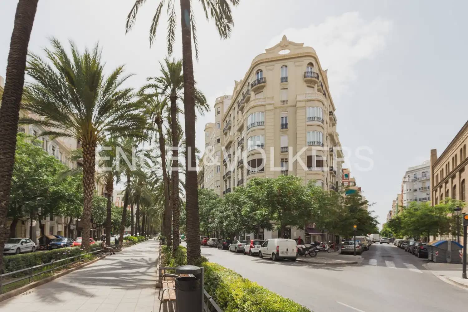 3 quarto Apartamento para arrendar em Valencia cidade - 2 000 € (Ref: 10014168)