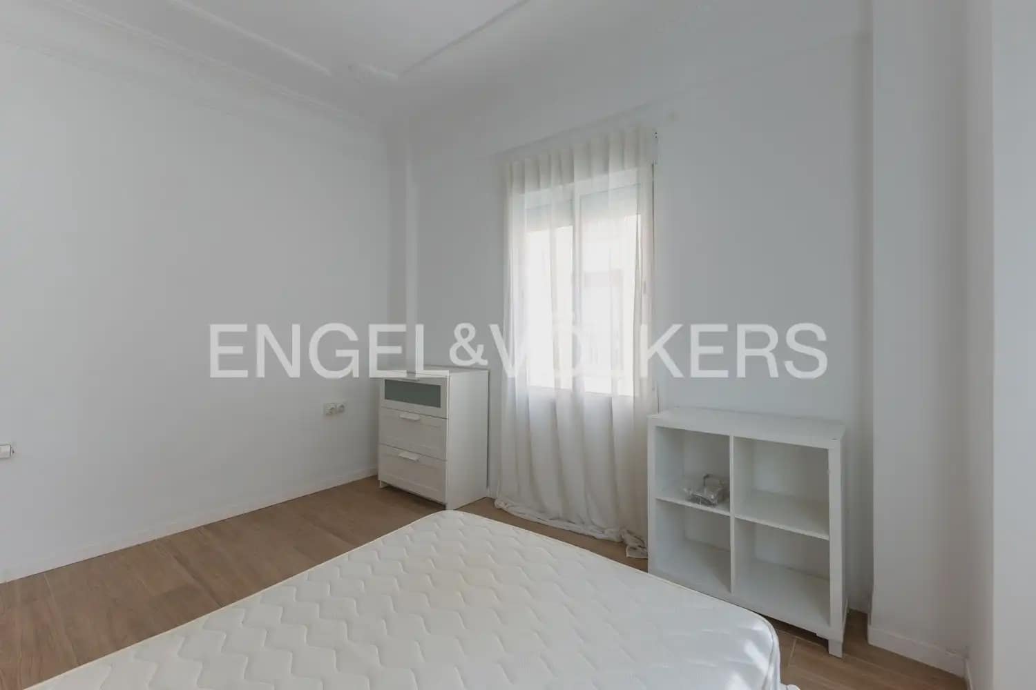 2 slaapkamer Flat te huur in Valencia stad - € 1.250 (Ref: 10014320)