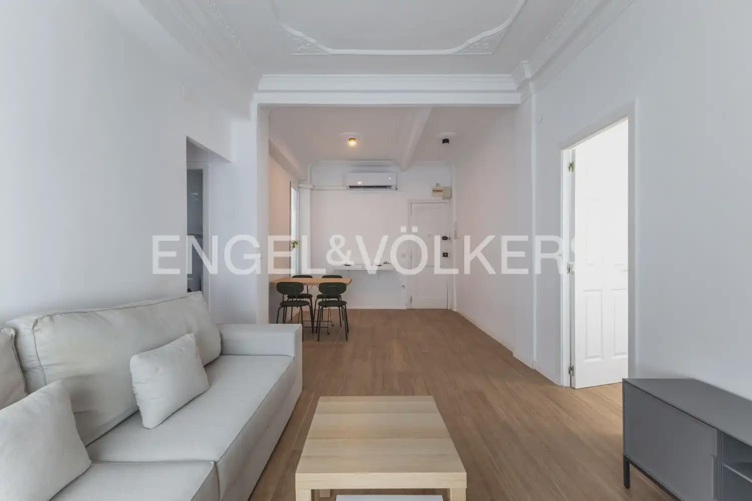 2 slaapkamer Flat te huur in Valencia stad - € 1.250 (Ref: 10014320)
