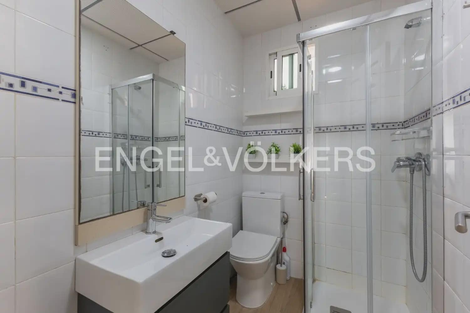 2 slaapkamer Flat te huur in Valencia stad - € 1.250 (Ref: 10014320)