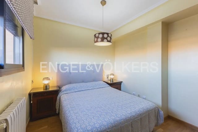 Penthouse de 2 chambres à louer à Penya-Roja, Valence ville avec piscine garage - 1 950 € (Ref: 10014321)