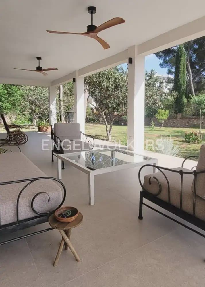 5 bedroom Villa for rent in Naquera with pool garage - € 5,500 (Ref: 10014322)