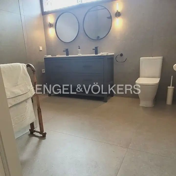 5 bedroom Villa for rent in Naquera with pool garage - € 5,500 (Ref: 10014322)