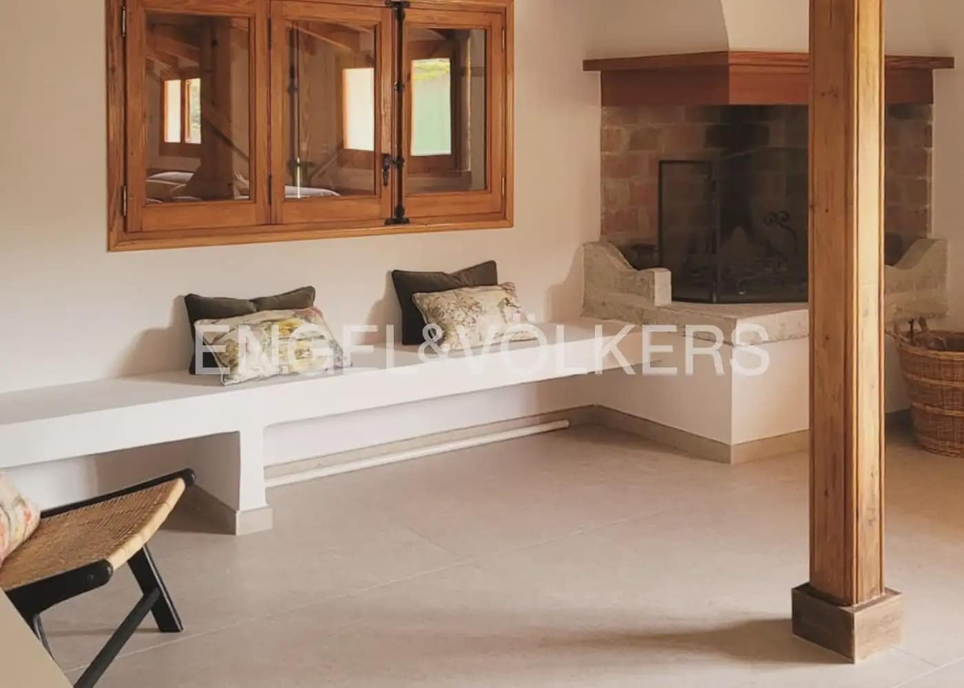 5 bedroom Villa for rent in Naquera with pool garage - € 5,500 (Ref: 10014322)