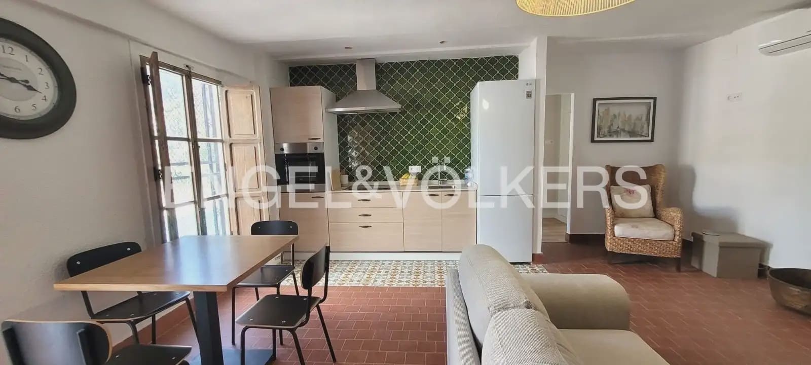 5 bedroom Villa for rent in Naquera with pool garage - € 5,500 (Ref: 10014322)
