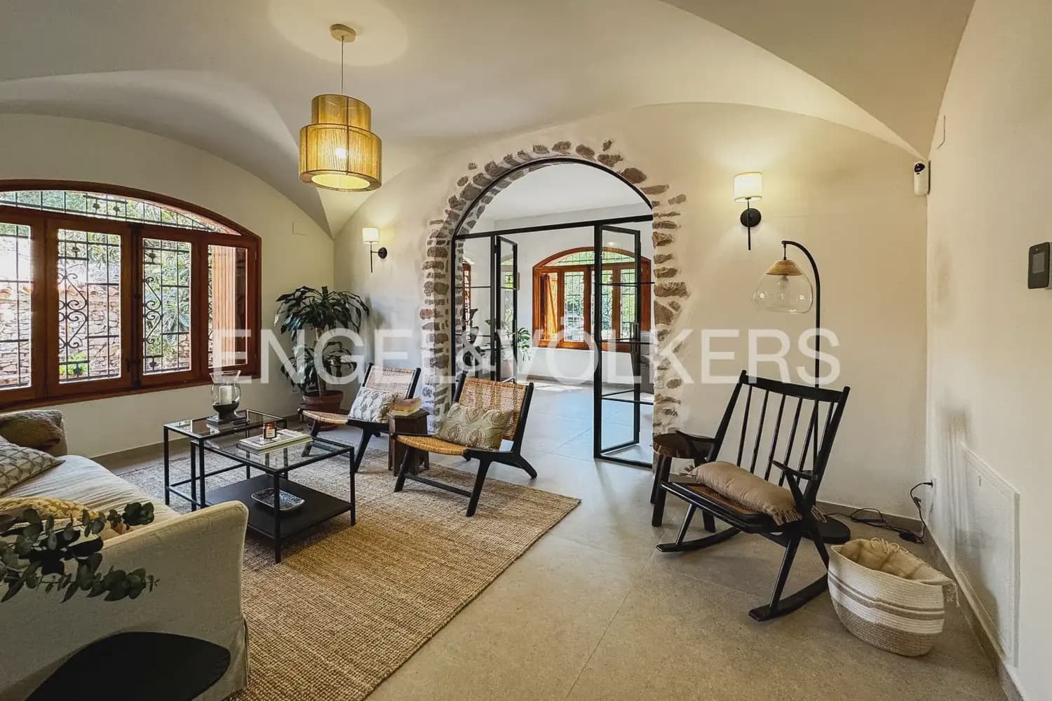 5 bedroom Villa for rent in Naquera with pool garage - € 4,750 (Ref: 10014322)