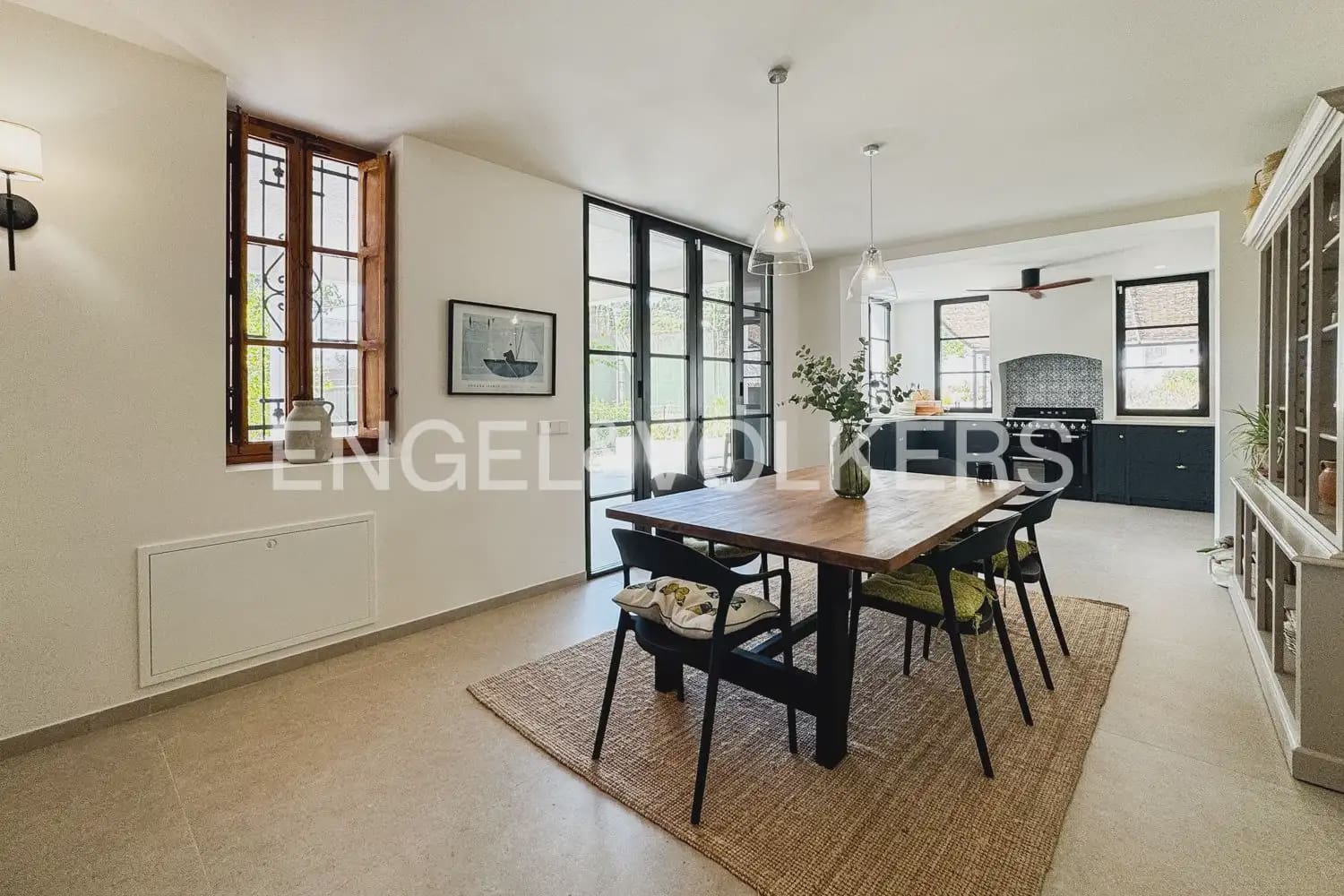 5 bedroom Villa for rent in Naquera with pool garage - € 4,750 (Ref: 10014322)