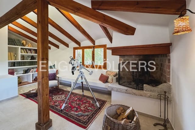 5 bedroom Villa for rent in Náquera with pool garage - € 5,500 (Ref: 10014322)