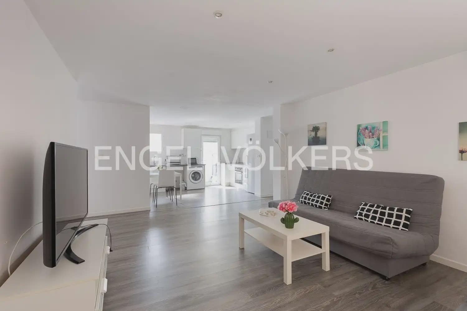 3 bedroom Flat for rent in Valencia city - € 1,500 (Ref: 10014815)