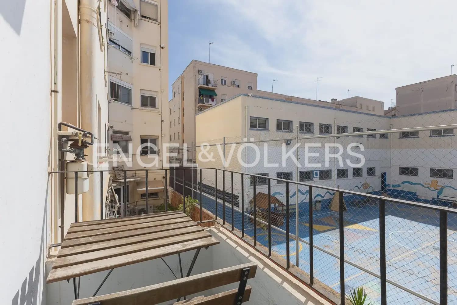 3 bedroom Flat for rent in Valencia city - € 1,500 (Ref: 10014815)