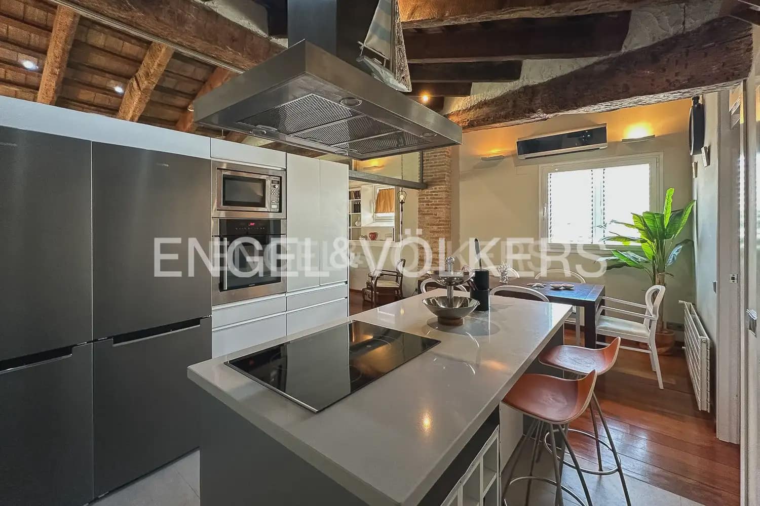 2 Zimmer Wohnung zu vermieten in Valencia Stadt - 1.750 € (Ref: 10014816)