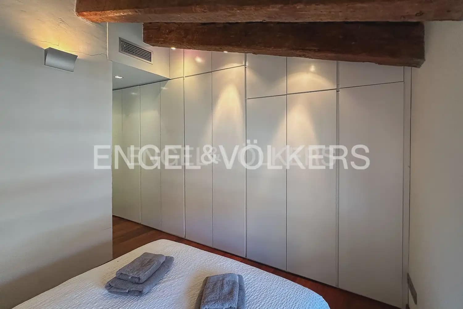 2 Zimmer Wohnung zu vermieten in Valencia Stadt - 1.750 € (Ref: 10014816)