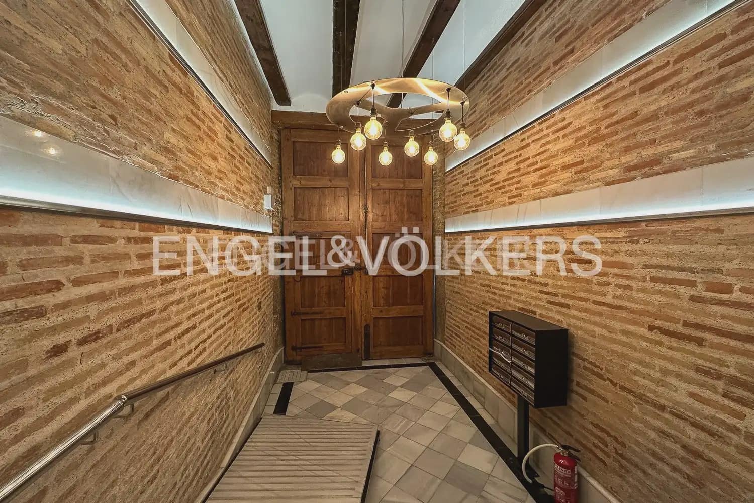 2 Zimmer Wohnung zu vermieten in Valencia Stadt - 1.750 € (Ref: 10014816)