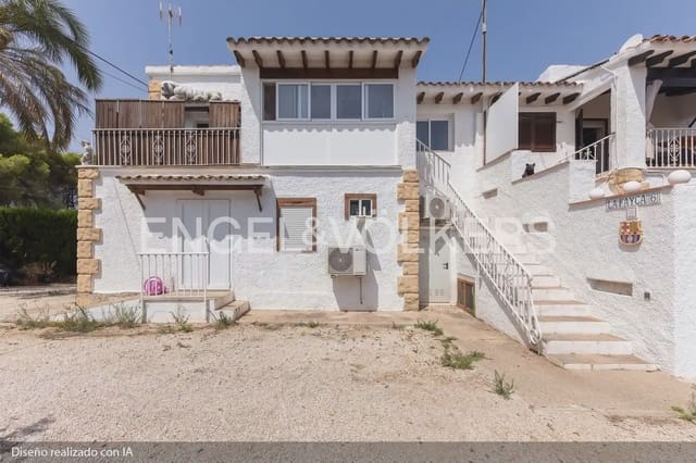 3 slaapkamer Rijtjeshuis te koop in Partides comunes - Adsubia, Javea / Xàbia met zwembad garage - € 445.000 (Ref: 10015852)