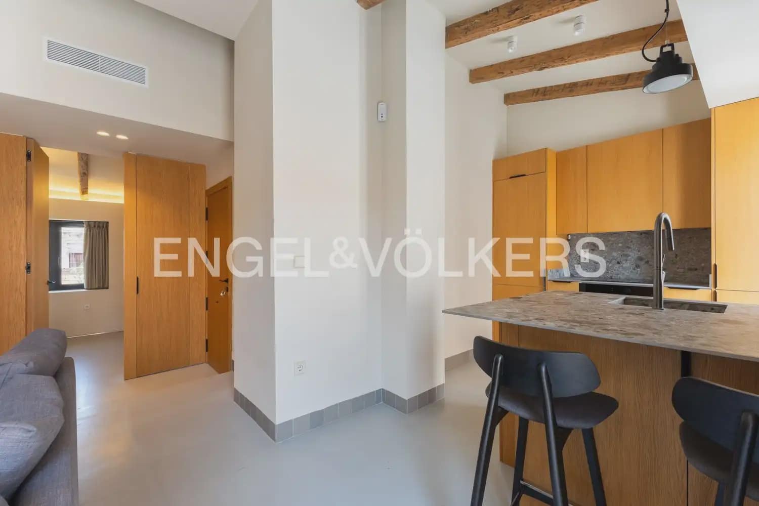 1 soverom Leilighet til leie i Valencia by - € 1 500 (Ref: 10016329)