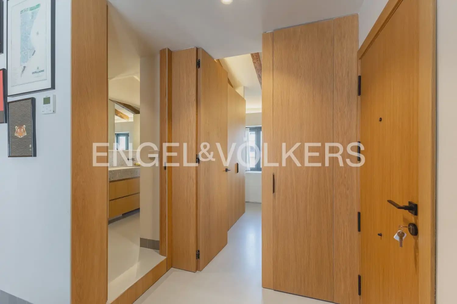 1 soverom Leilighet til leie i Valencia by - € 1 500 (Ref: 10016329)