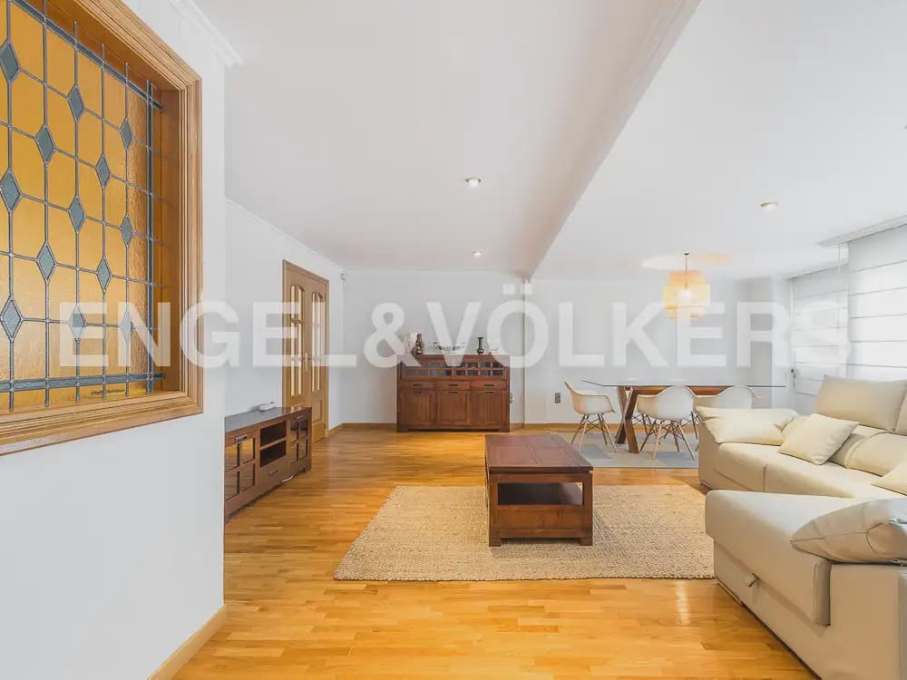 Appartement de 4 chambres à louer à Valence ville - 1 750 € (Ref: 10016330)