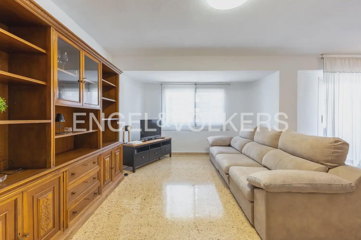 3 slaapkamer Flat te huur in Valencia stad - € 1.500 (Ref: 10016331)