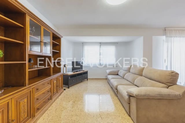 3 bedroom Flat for rent in En Corts, Valencia city - € 1,500 (Ref: 10016331)