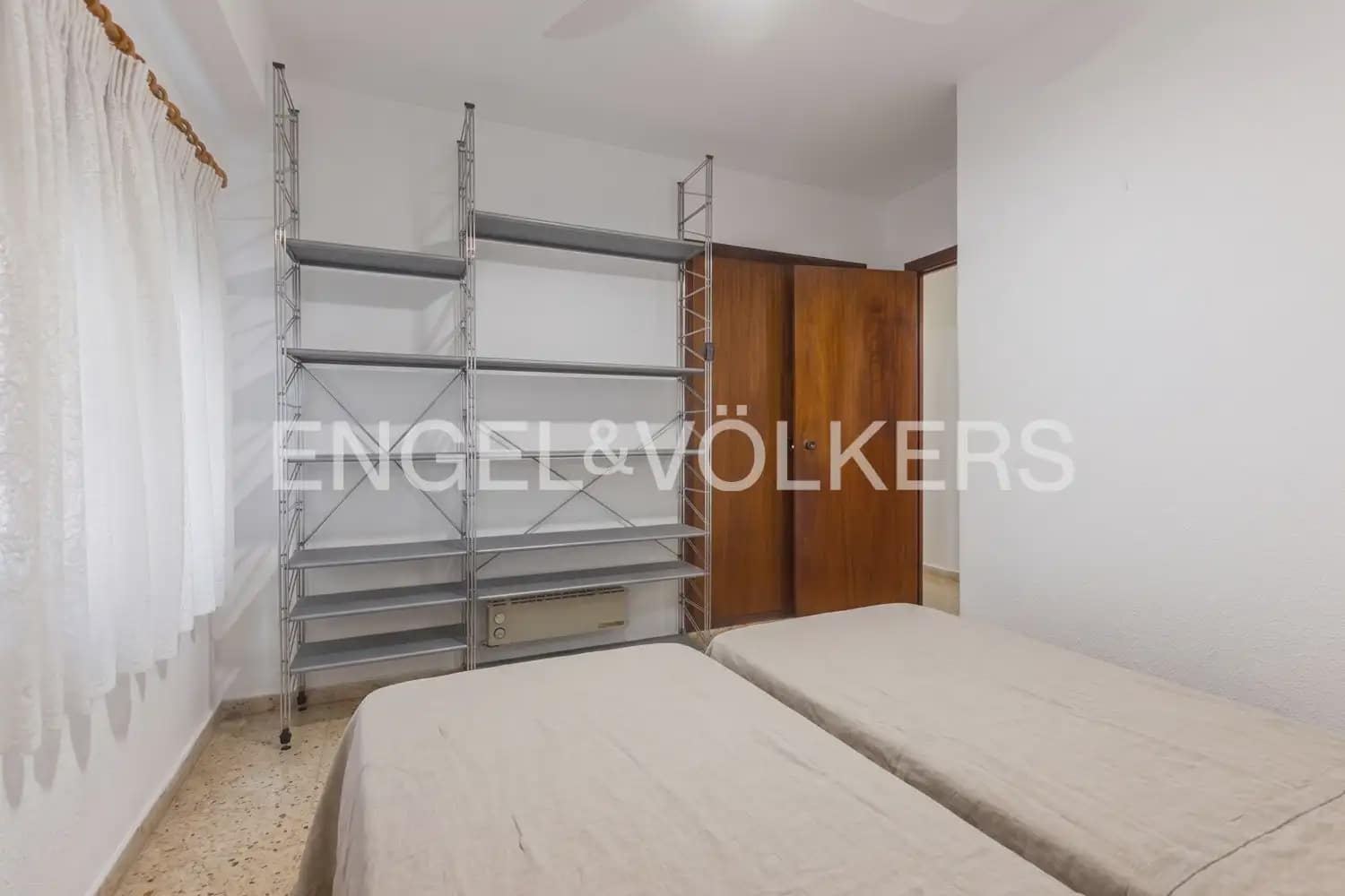 3 slaapkamer Flat te huur in Valencia stad - € 1.500 (Ref: 10016331)