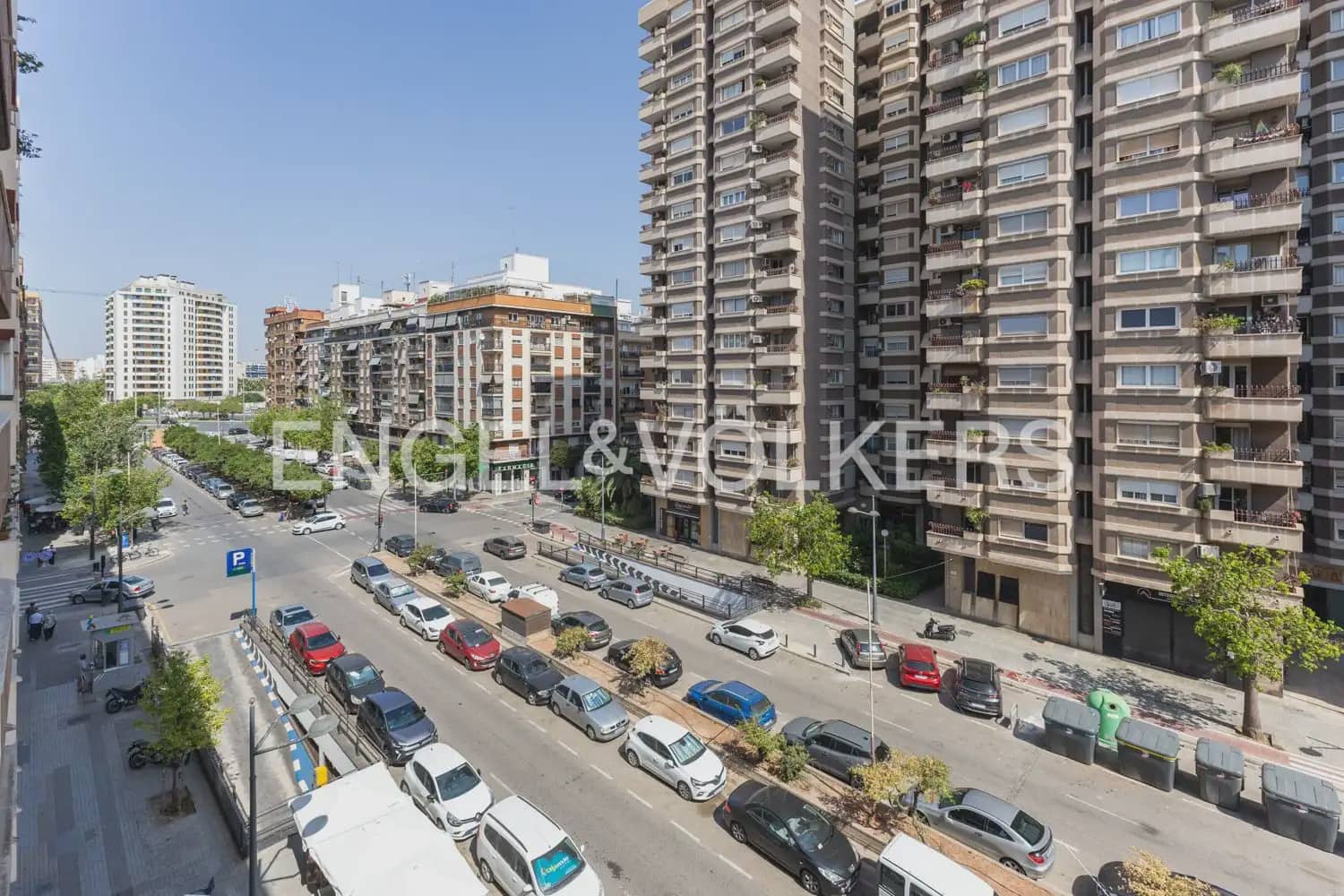 3 slaapkamer Flat te huur in Valencia stad - € 1.500 (Ref: 10016331)