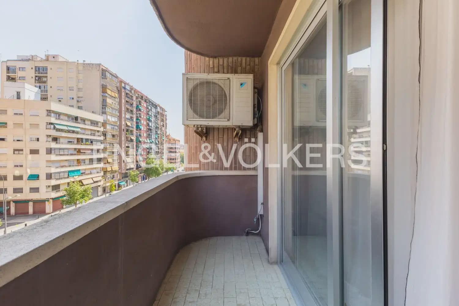 3 slaapkamer Flat te huur in Valencia stad - € 1.500 (Ref: 10016331)