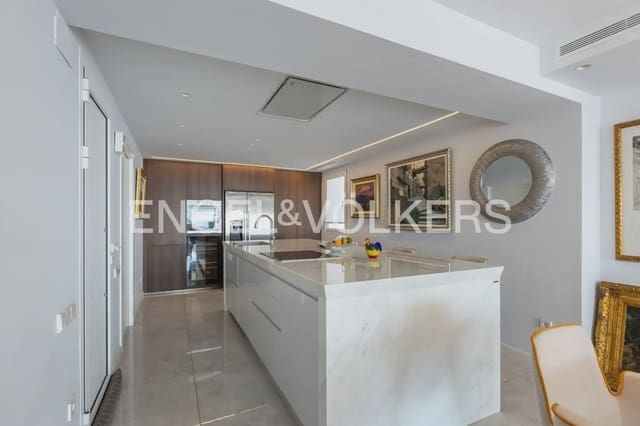 4 bedroom Villa for sale in Peñíscola with pool garage - € 1,500,000 (Ref: 10016332)