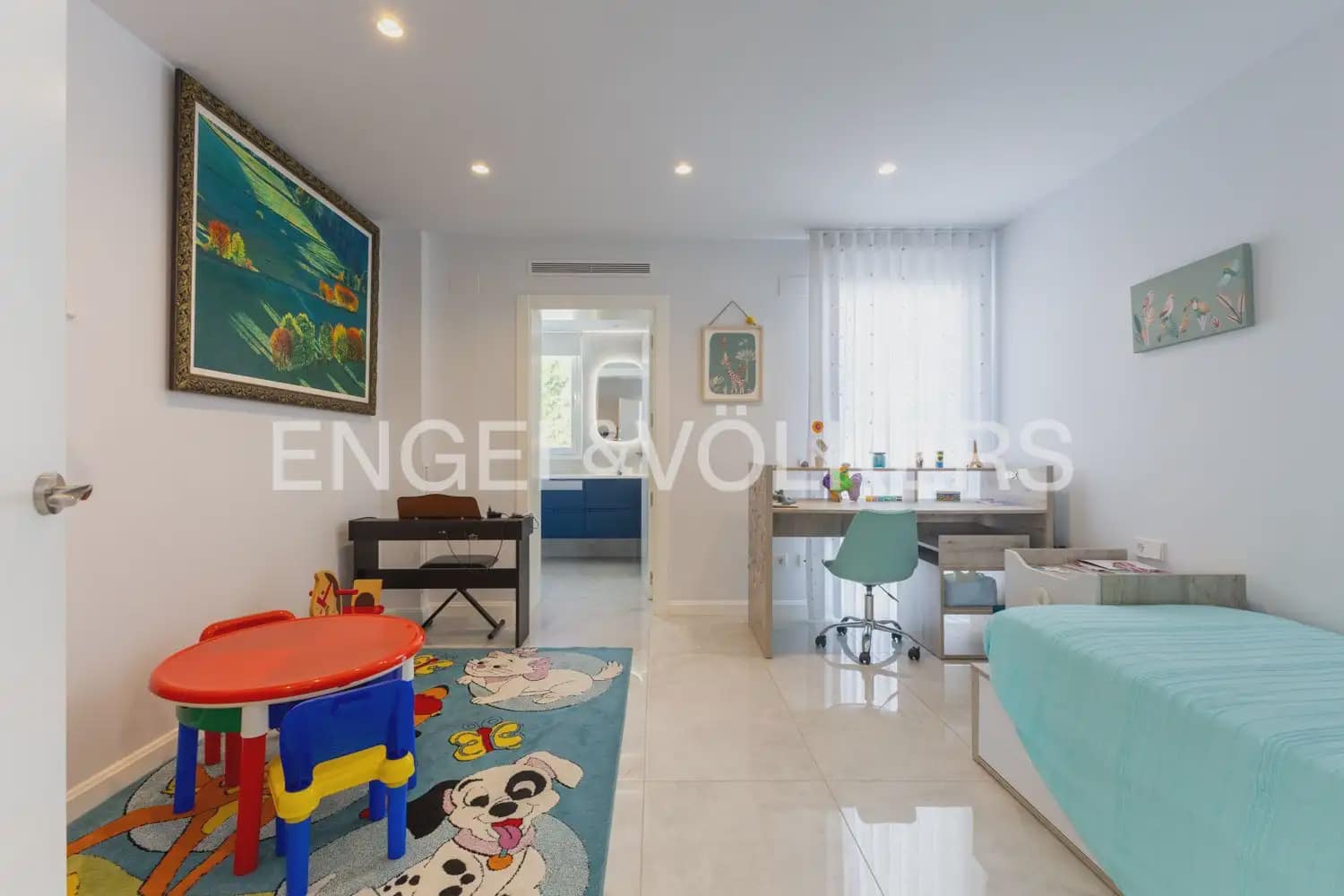 4 bedroom Villa for sale in Peniscola with pool garage - € 1,500,000 (Ref: 10016332)