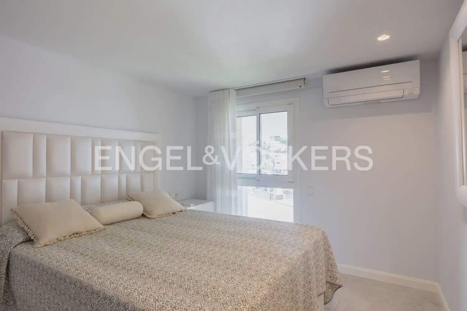 4 bedroom Villa for sale in Peniscola with pool garage - € 1,500,000 (Ref: 10016332)