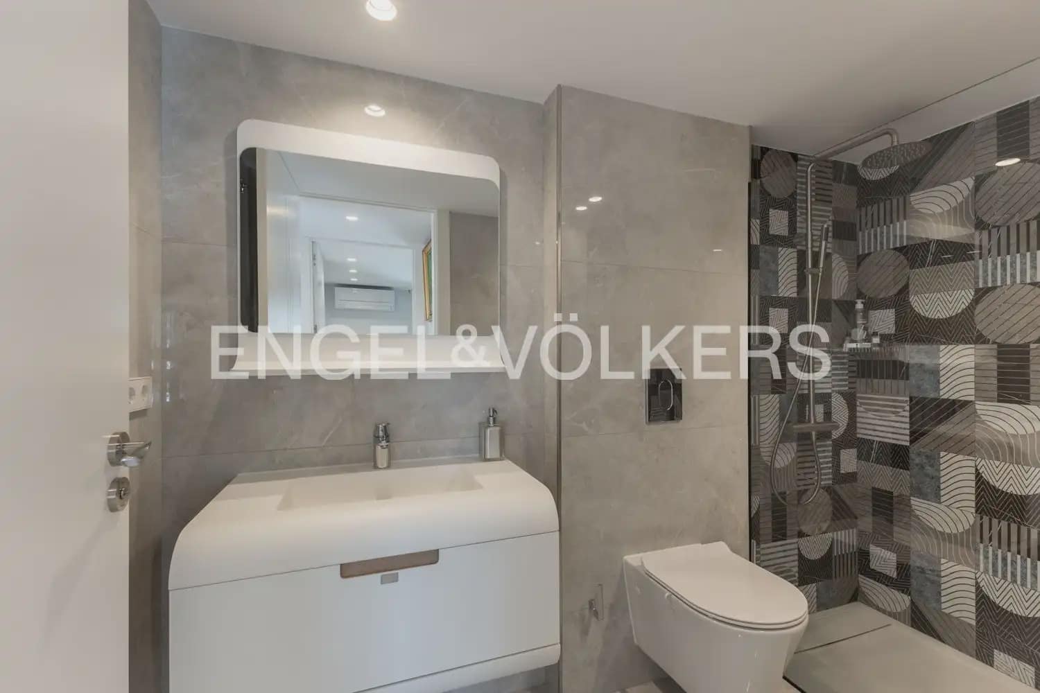 4 bedroom Villa for sale in Peniscola with pool garage - € 1,500,000 (Ref: 10016332)