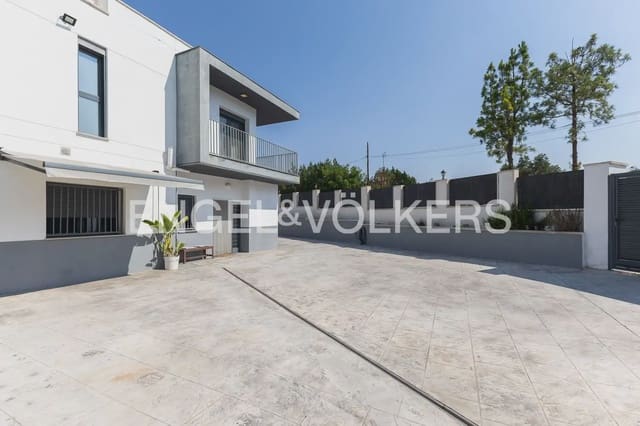 4 bedroom Villa for sale in Torrent with pool garage - € 620,000 (Ref: 10016334)