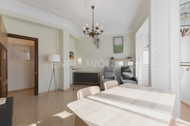 4 sypialnia Mieszkanie do wynajęcia w La Roqueta, Miasto Walencja - 2 000 € (Ref: 10016598)