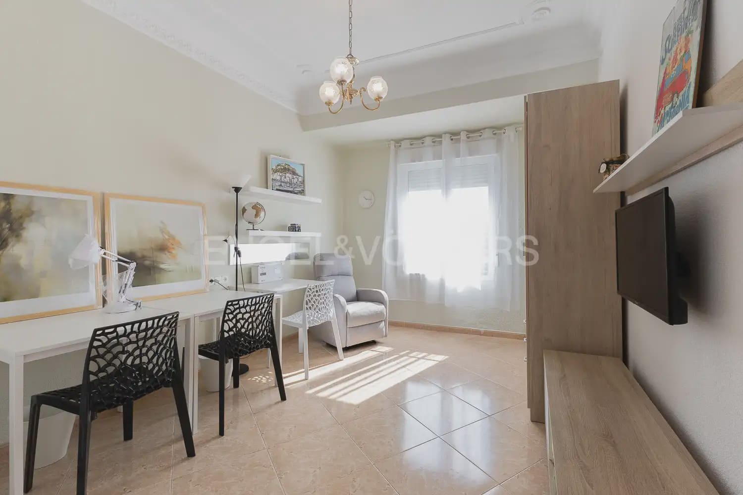 4 sypialnia Mieszkanie do wynajęcia w Miasto Walencja - 2 000 € (Ref: 10016598)